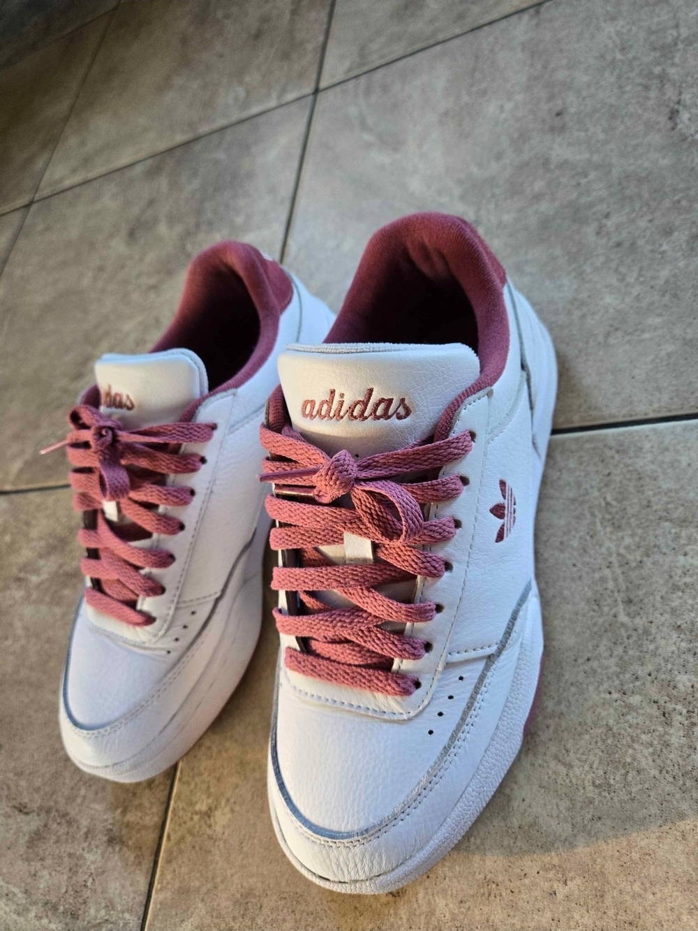 adidas White Sneakers with Pink Accents and Pink Laces